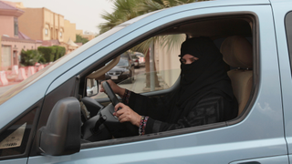 Some Asshole Got Arrested For Threatening To Attack Saudi Women Drivers: Report